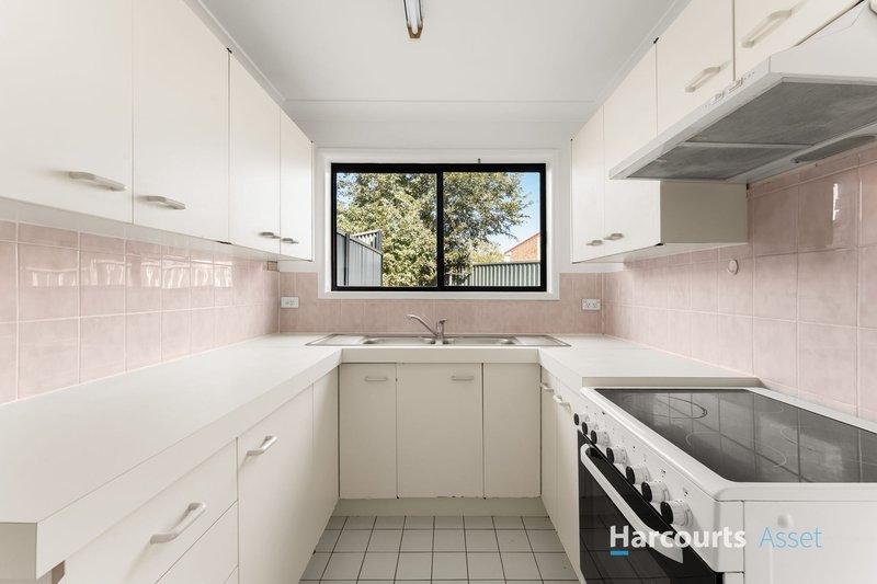 Photo - 22/93 Barbaralla Drive, Springwood QLD 4127 - Image 3