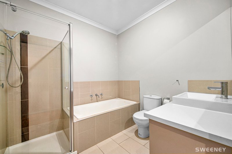 Photo - 2/295 Blackshaws Road, Altona North VIC 3025 - Image 8