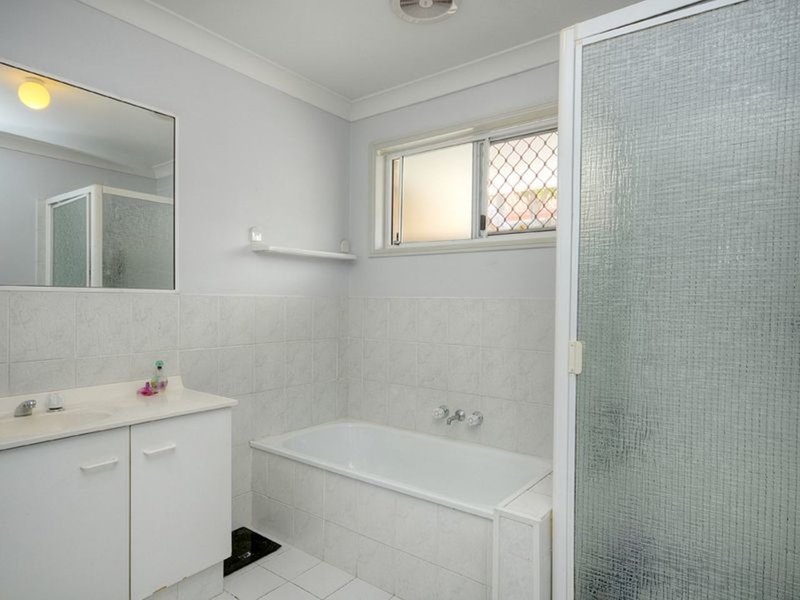 Photo - 22/97 Edmund Rice Drive, Southport QLD 4215 - Image 8