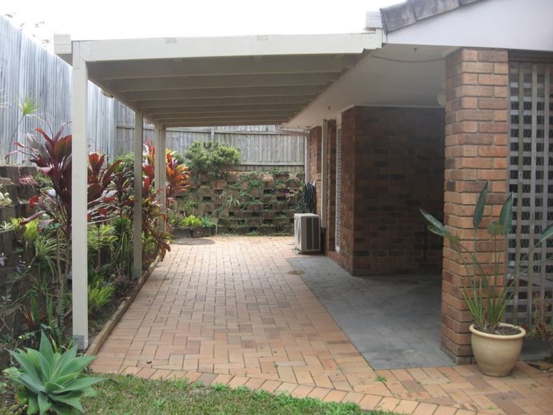 Photo - 22/97 Edmund Rice Drive, Southport QLD 4215 - Image 11