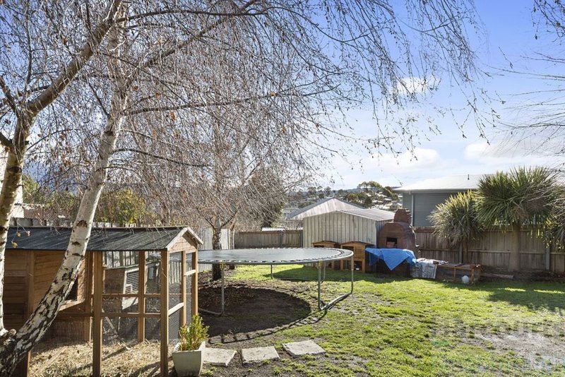 Photo - 2/297 Redwood Road, Kingston TAS 7050 - Image 15