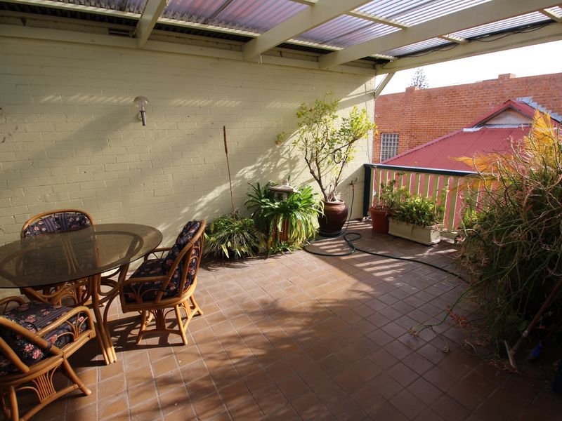 Photo - 2/299 Bay Street, Brighton-Le-Sands NSW 2216 - Image 2