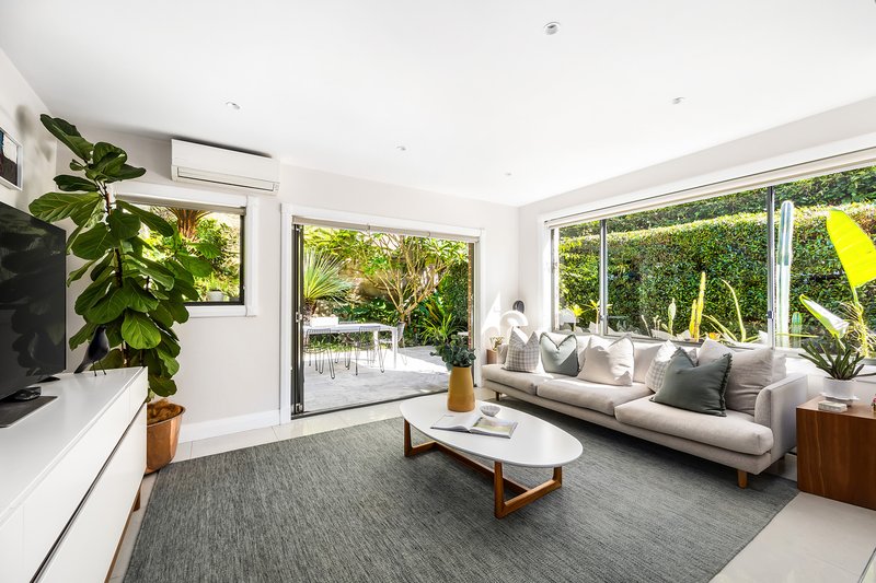 Photo - 22a Arkland Street, Cammeray NSW 2062 - Image 2