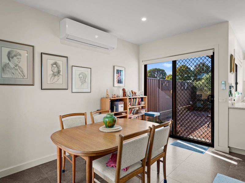 Photo - 2/2A Bourke Drive, Benalla VIC 3672 - Image 9