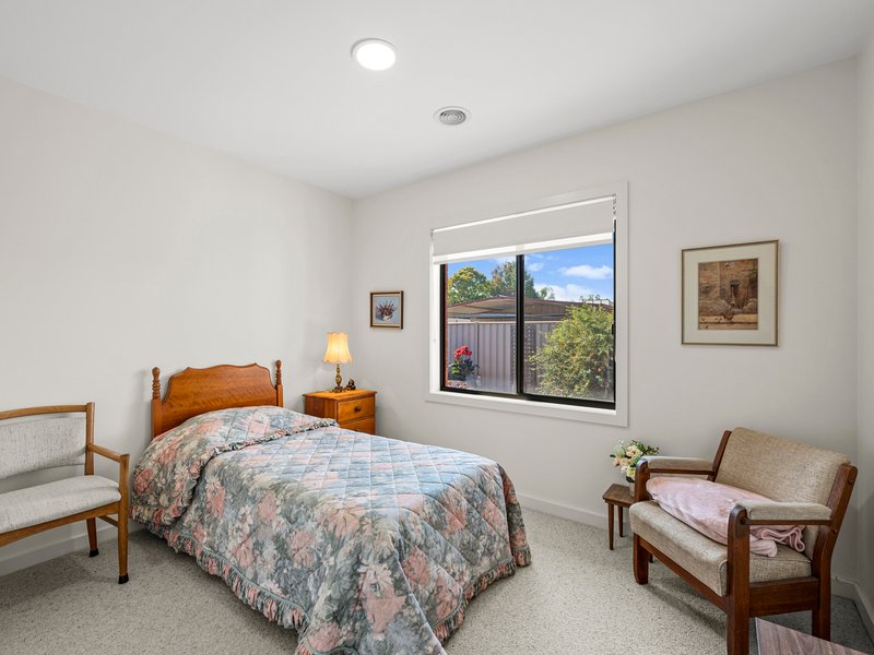 Photo - 2/2A Bourke Drive, Benalla VIC 3672 - Image 11