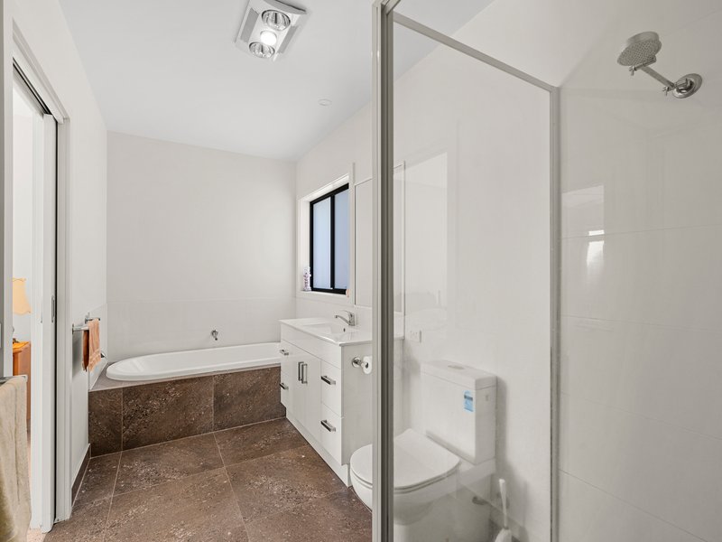 Photo - 2/2A Bourke Drive, Benalla VIC 3672 - Image 13