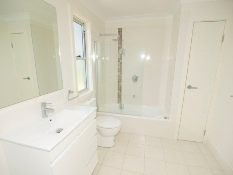 Photo - 22A Calder Close, Vincentia NSW 2540 - Image 8