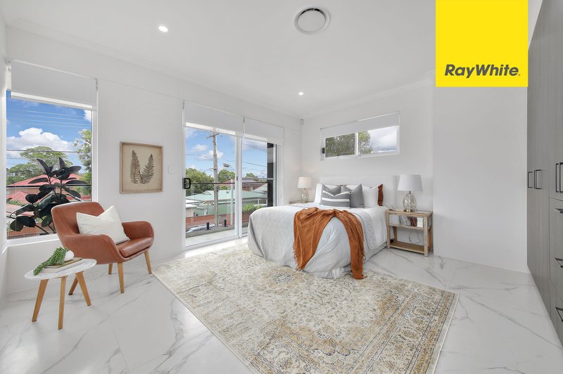 Photo - 2/2A Eric Crescent, Lidcombe NSW 2141 - Image 7