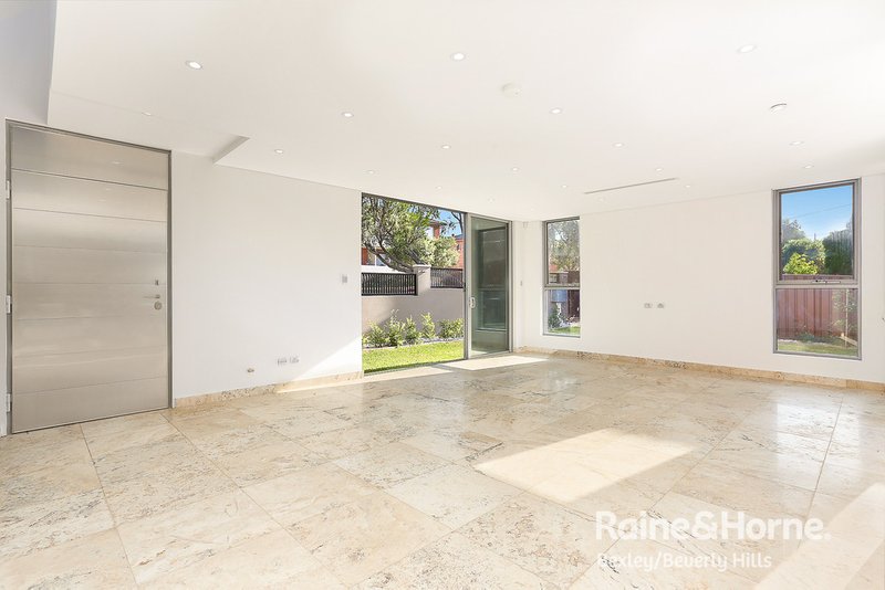 Photo - 22a Flora Street, Roselands NSW 2196 - Image 2