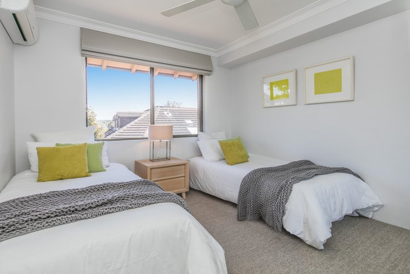 Photo - 2/2A Hume Street, Wollstonecraft NSW 2065 - Image 12