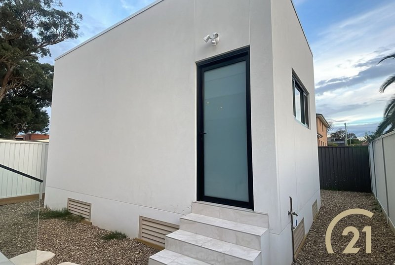 Photo - 22A Jane Street, Smithfield NSW 2164 - Image 1