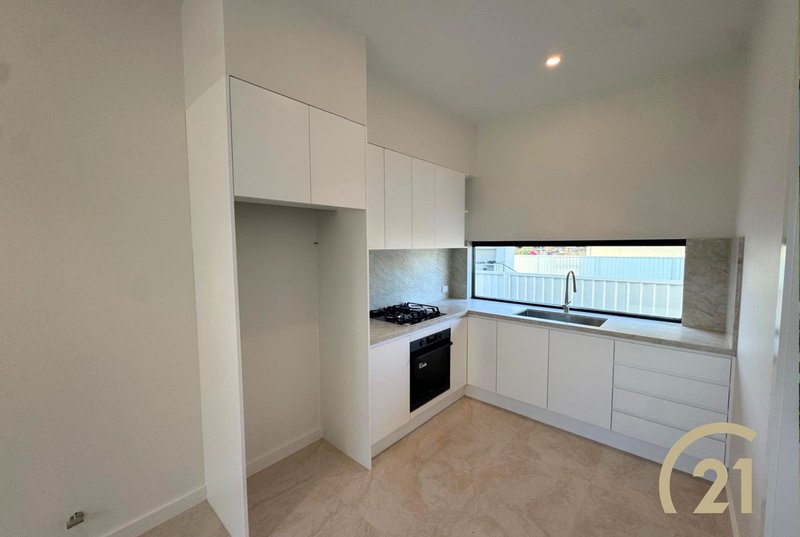 Photo - 22A Jane Street, Smithfield NSW 2164 - Image 3