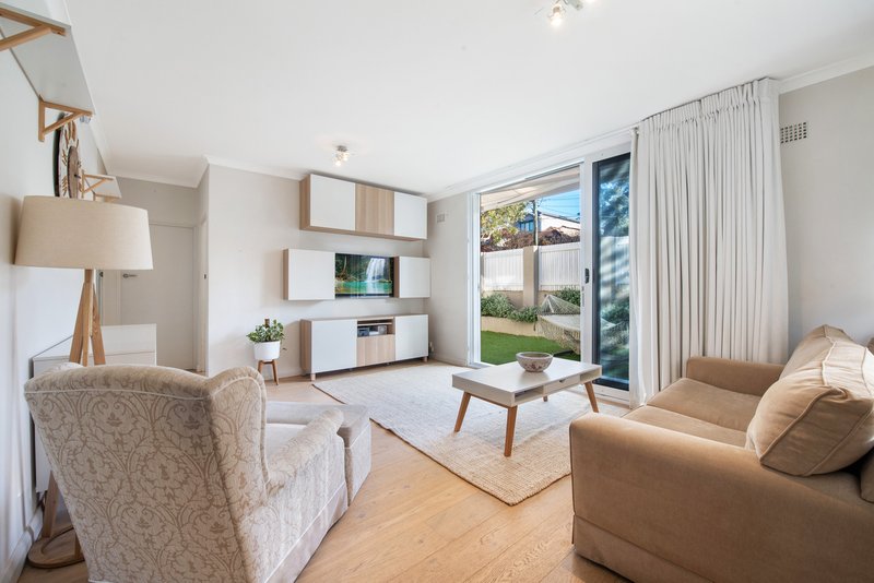 Photo - 2/2a Morrice Street, Lane Cove NSW 2066 - Image 2