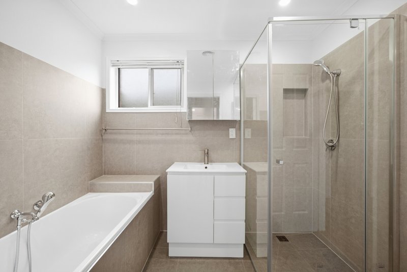 Photo - 2/2A Ozone Road, Bayswater VIC 3153 - Image 5