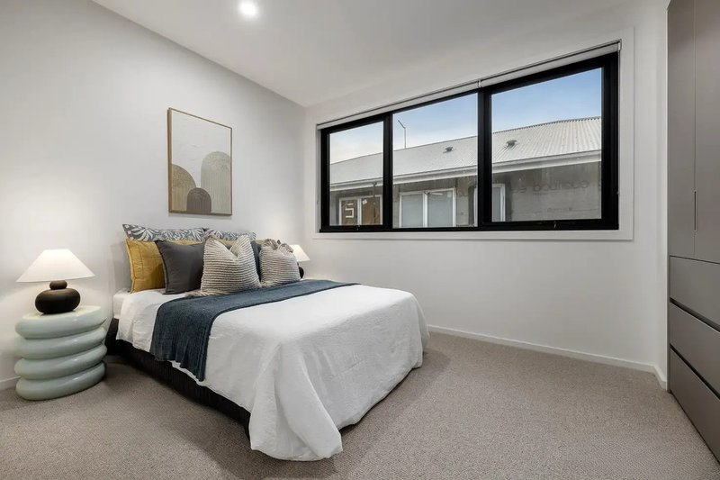 Photo - 22A Paloma Street, Bentleigh East VIC 3165 - Image 8