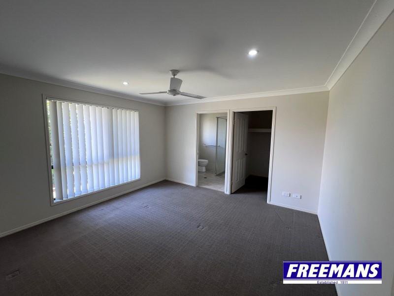 Photo - 22a Parkside Drive, Kingaroy QLD 4610 - Image 12