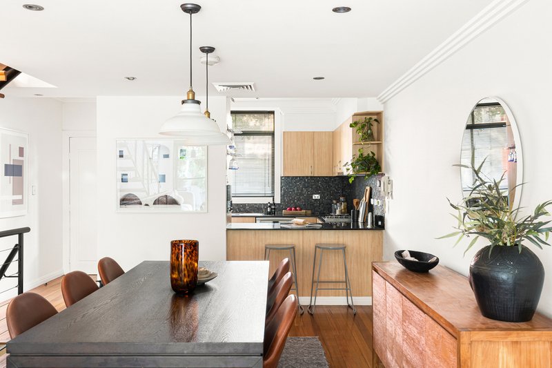 Photo - 2/2A Pyrmont Bridge Road, Camperdown NSW 2050 - Image 5