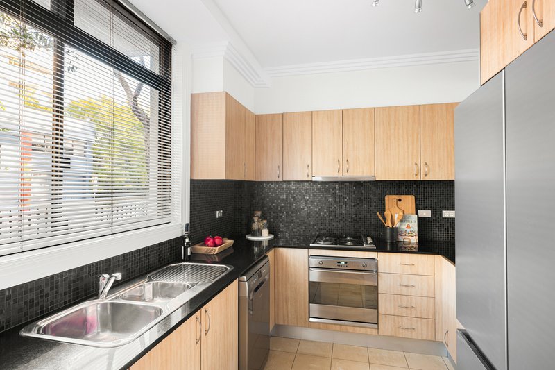 Photo - 2/2A Pyrmont Bridge Road, Camperdown NSW 2050 - Image 10