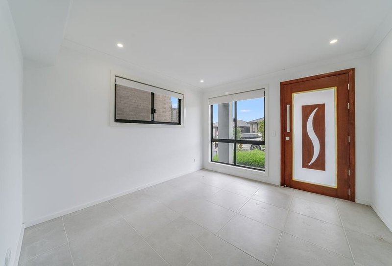 Photo - 22A Toovey Avenue, Oran Park NSW 2570 - Image 8