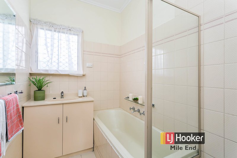 Photo - 22a Trennery Street, West Richmond SA 5033 - Image 15