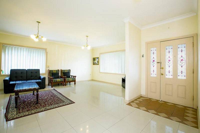 Photo - 2/2A Veron Street, Wentworthville NSW 2145 - Image 2
