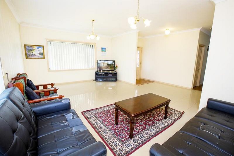 Photo - 2/2A Veron Street, Wentworthville NSW 2145 - Image 3
