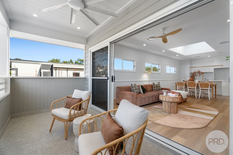 Photo - 2/2B Bagnall Avenue, Soldiers Point NSW 2317 - Image 10