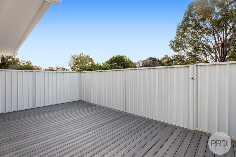 Photo - 2/2B Bagnall Avenue, Soldiers Point NSW 2317 - Image 17