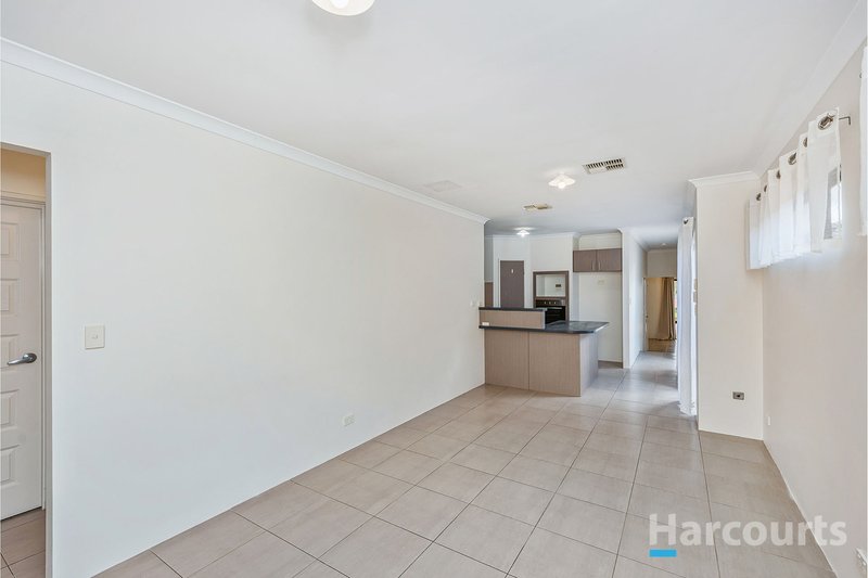 Photo - 22B Chesterfield Avenue, Hocking WA 6065 - Image 9