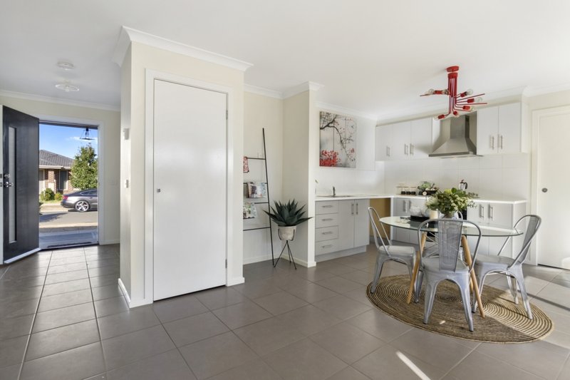 Photo - 22B Claire Way, Tarneit VIC 3029 - Image 3