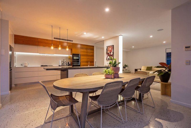 Photo - 22B Drury Avenue, Southport QLD 4215 - Image 8