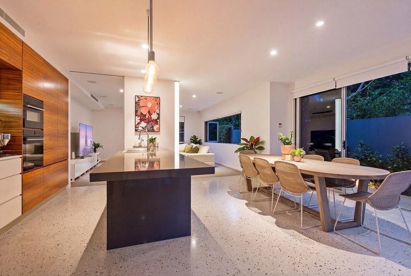 Photo - 22B Drury Avenue, Southport QLD 4215 - Image 9