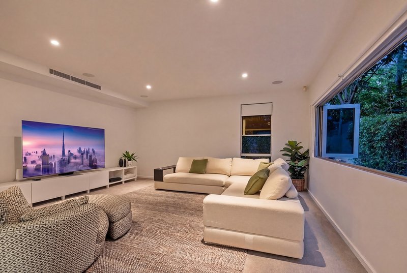 Photo - 22B Drury Avenue, Southport QLD 4215 - Image 13