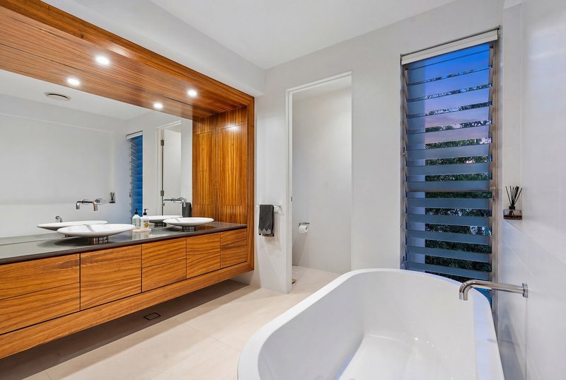 Photo - 22B Drury Avenue, Southport QLD 4215 - Image 23