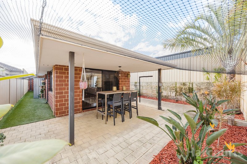 Photo - 22b Pintabona Drive, Sinagra WA 6065 - Image 2