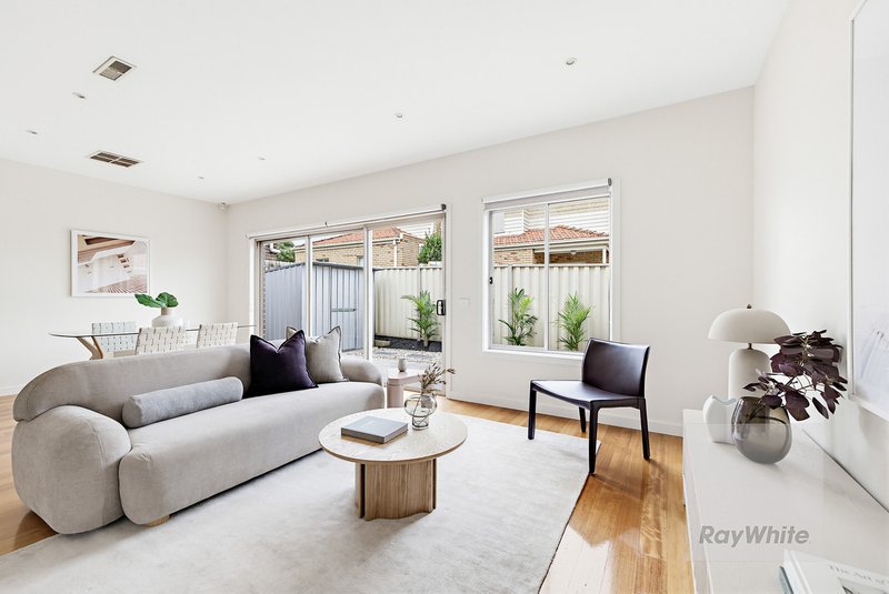 Photo - 22C Glasgow Avenue, Reservoir VIC 3073 - Image 3