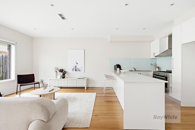 Photo - 22C Glasgow Avenue, Reservoir VIC 3073 - Image 5