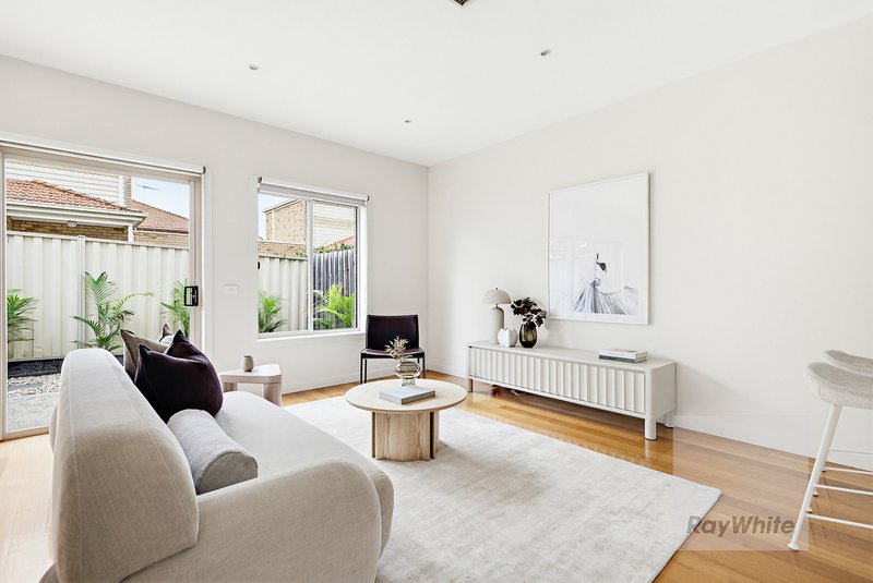 Photo - 22C Glasgow Avenue, Reservoir VIC 3073 - Image 6