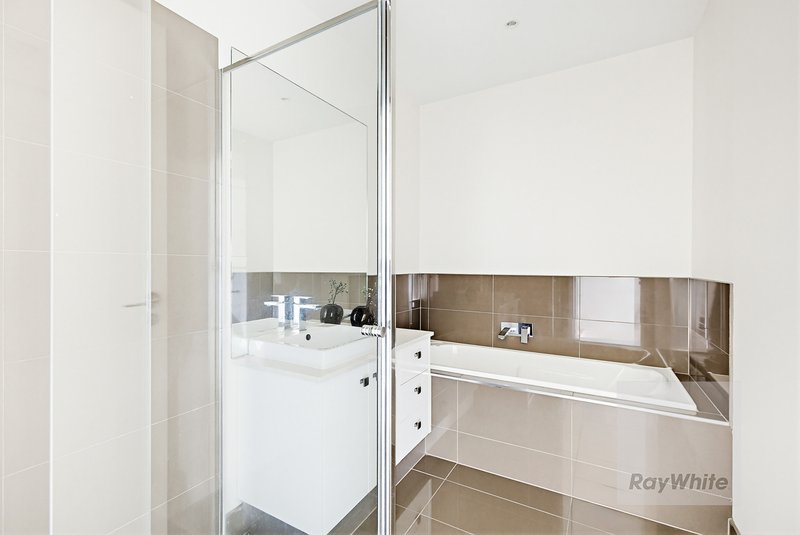 Photo - 22C Glasgow Avenue, Reservoir VIC 3073 - Image 17