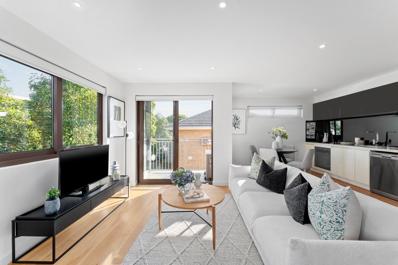 Photo - 2/2C Walsh Street, Ormond VIC 3204 - Image 1