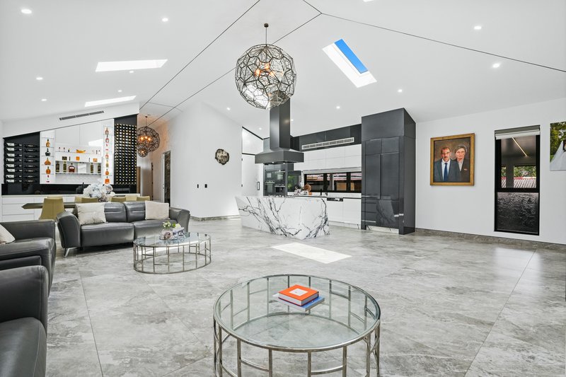 Photo - 23 & 23a Faulds Road, Guildford NSW 2161 - Image 3