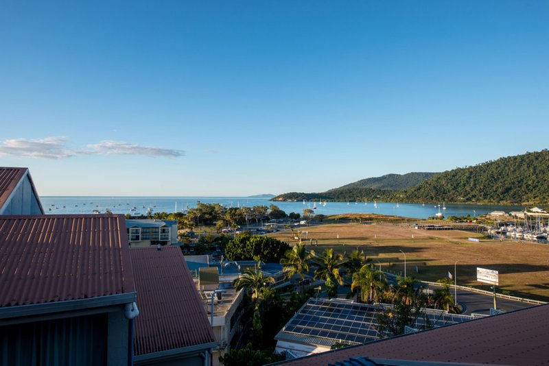 Photo - 23 & 23A/5 Golden Orchid Drive, Airlie Beach QLD 4802 - Image 2