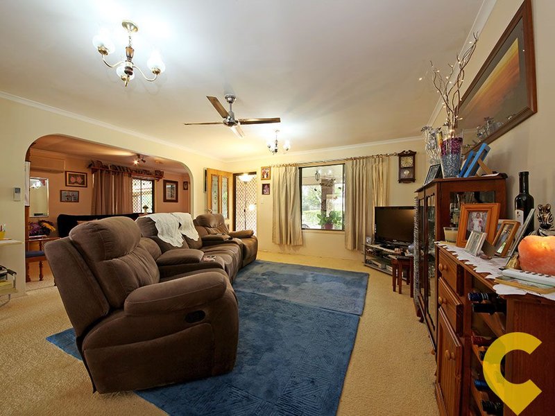 Photo - 23-25 Bramston Court, Burpengary QLD 4505 - Image 3