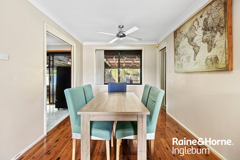 Photo - 23 Alexander Crescent, Macquarie Fields NSW 2564 - Image 7