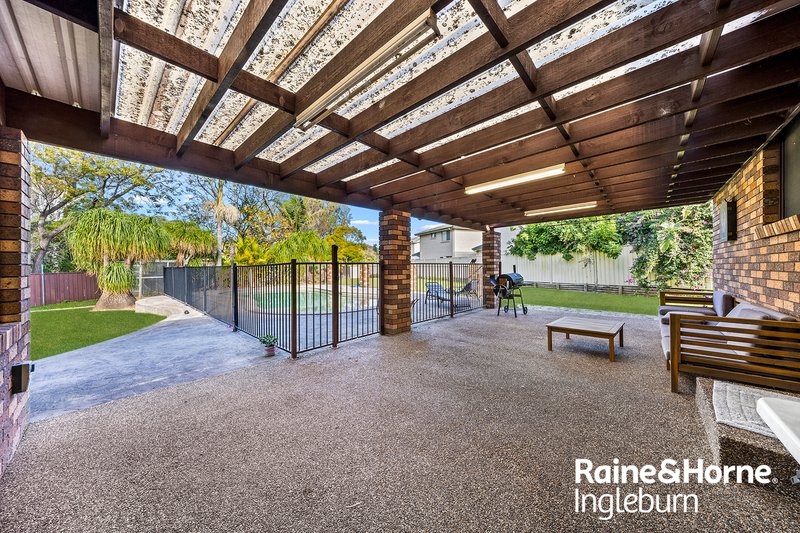 Photo - 23 Alexander Crescent, Macquarie Fields NSW 2564 - Image 10