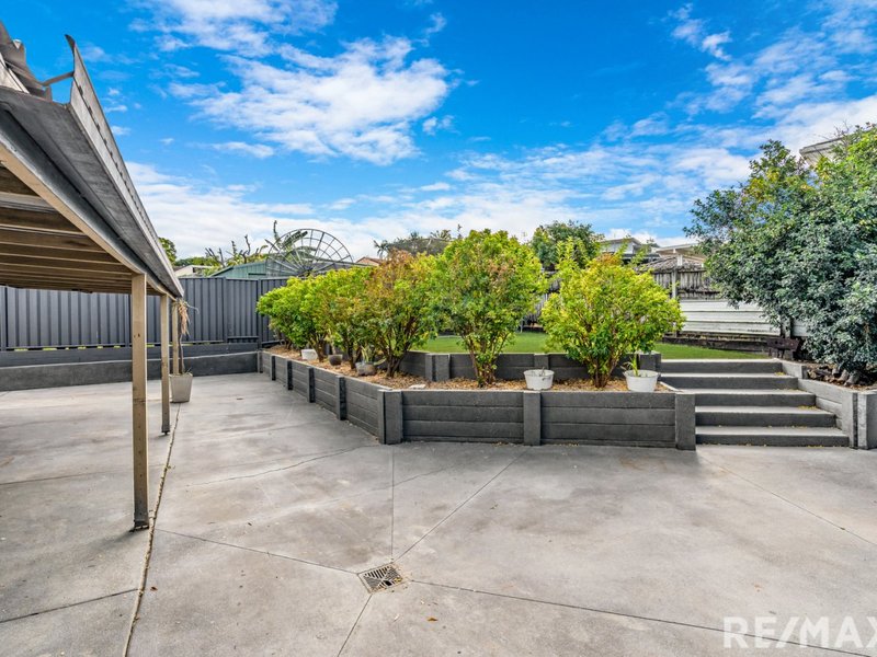 Photo - 23 Alexander Drive, Highland Park QLD 4211 - Image 9