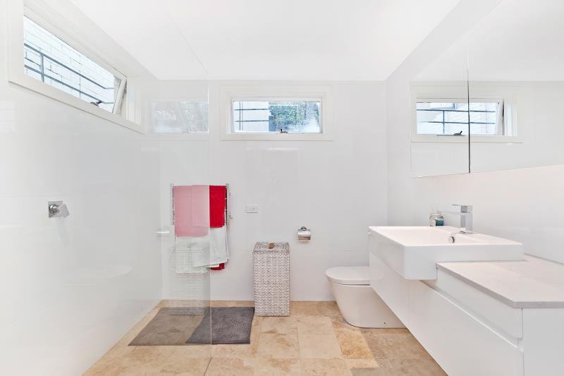 Photo - 23 Alexander Street, Surry Hills NSW 2010 - Image 5