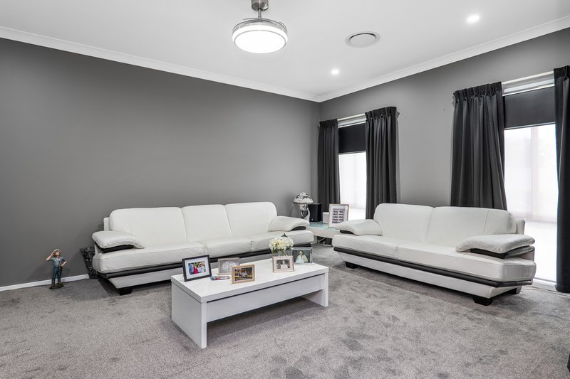 Photo - 23 Alloway Circuit, Largs NSW 2320 - Image 7