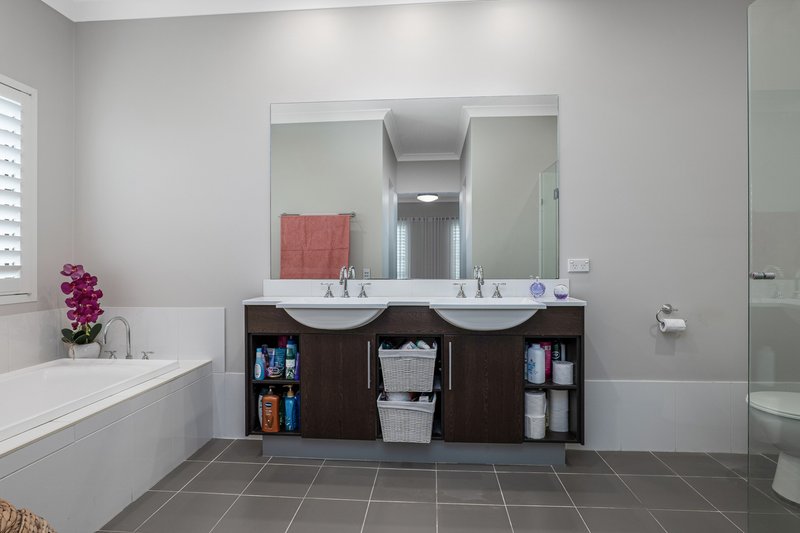 Photo - 23 Alloway Circuit, Largs NSW 2320 - Image 11