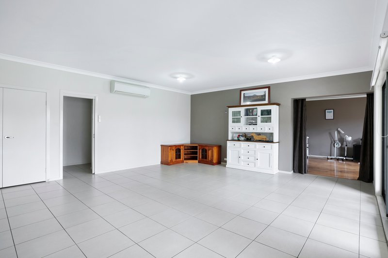 Photo - 23 Alloway Circuit, Largs NSW 2320 - Image 7